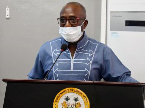 Dr Alie Wurie, The incident Manager for Ebola and Director of Health and Sanitation, speaking at the Ministry of Information and Communication press briefing.