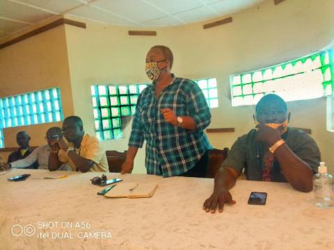 Marian Abu of the TSC addressing teachers in Kenema